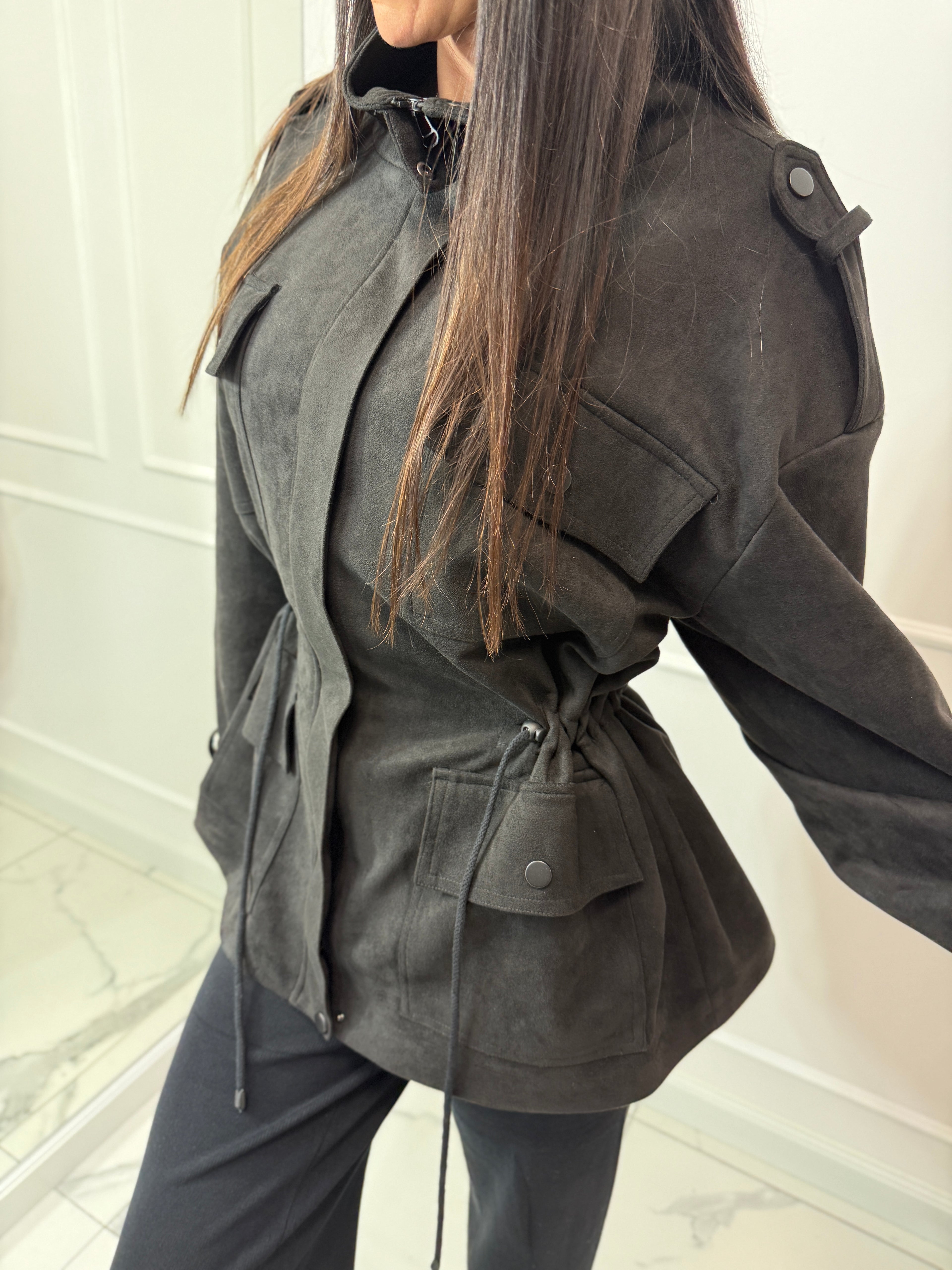 Kurtka ze ściągaczami, Oversize czarna