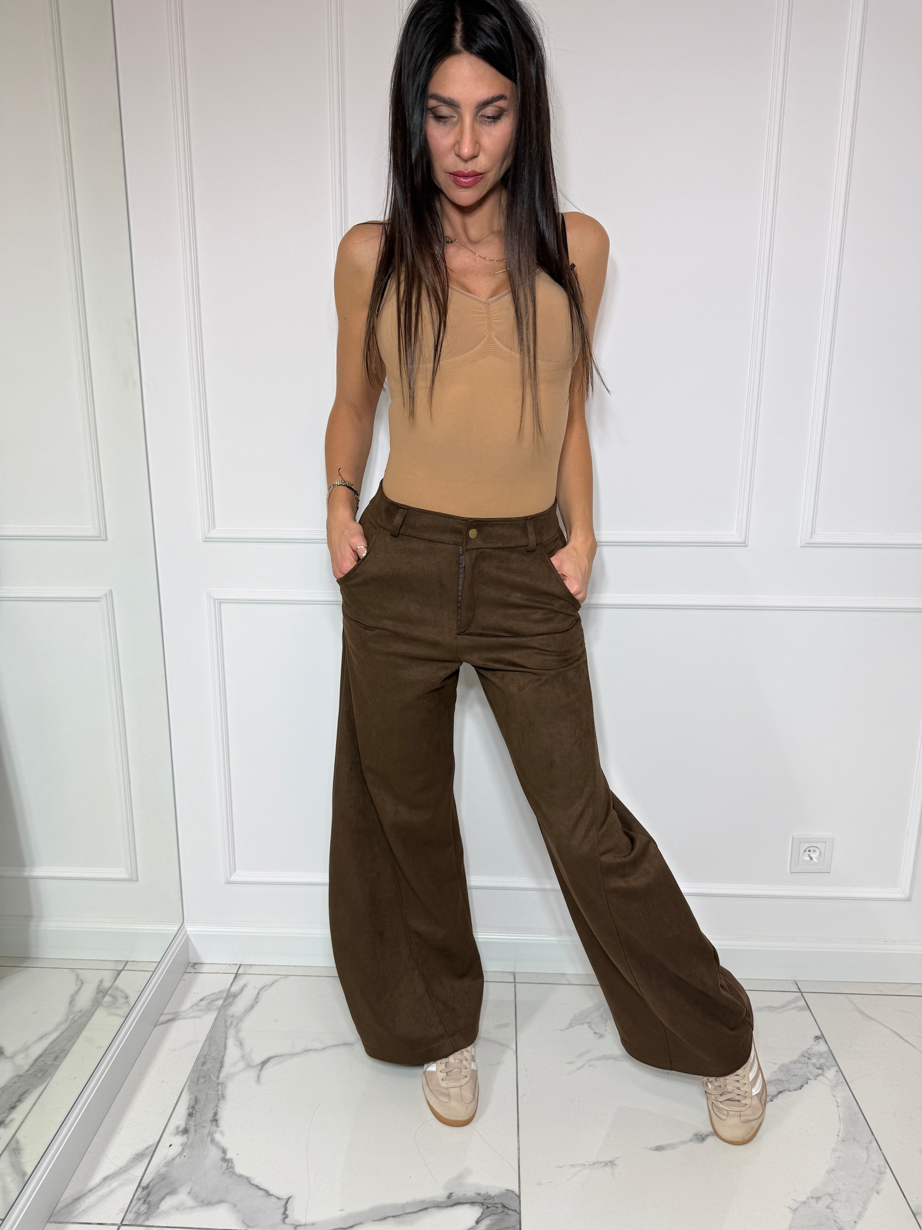 Zamszowe spodnie Wide Leg