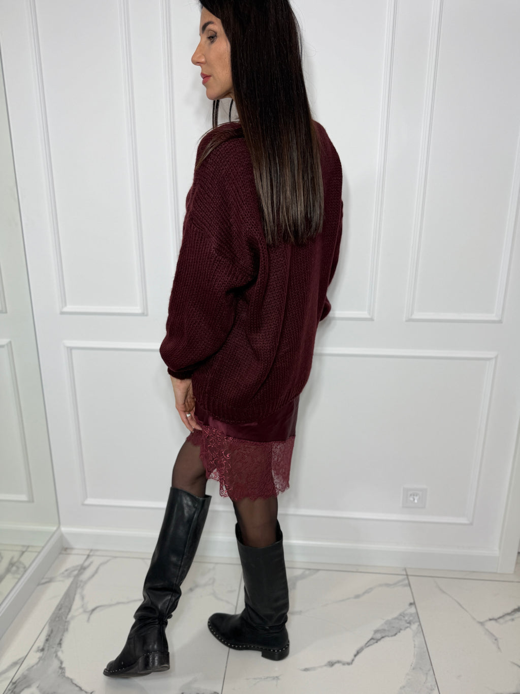 Swetrowa sukienka z halką